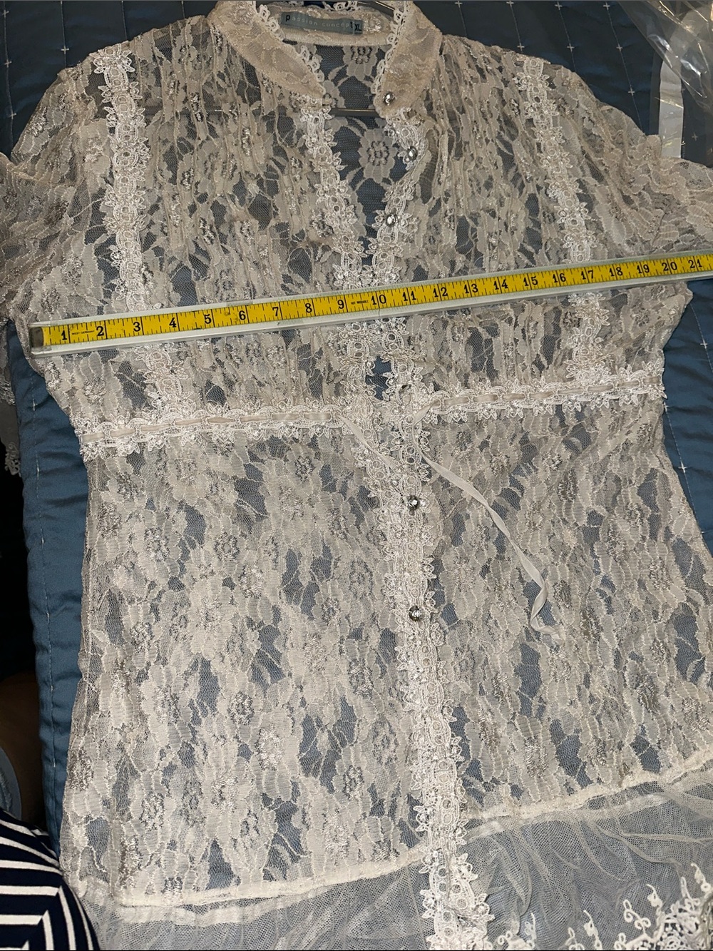 Sheer Lace Kimono Robe in Cream vintage 1 bottom loose - Picture 13 of 16